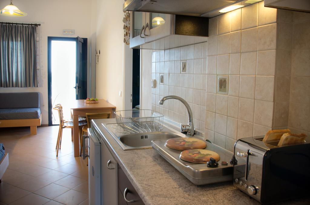 Makrýgialos Yialos Studios-Apartments מראה חיצוני תמונה